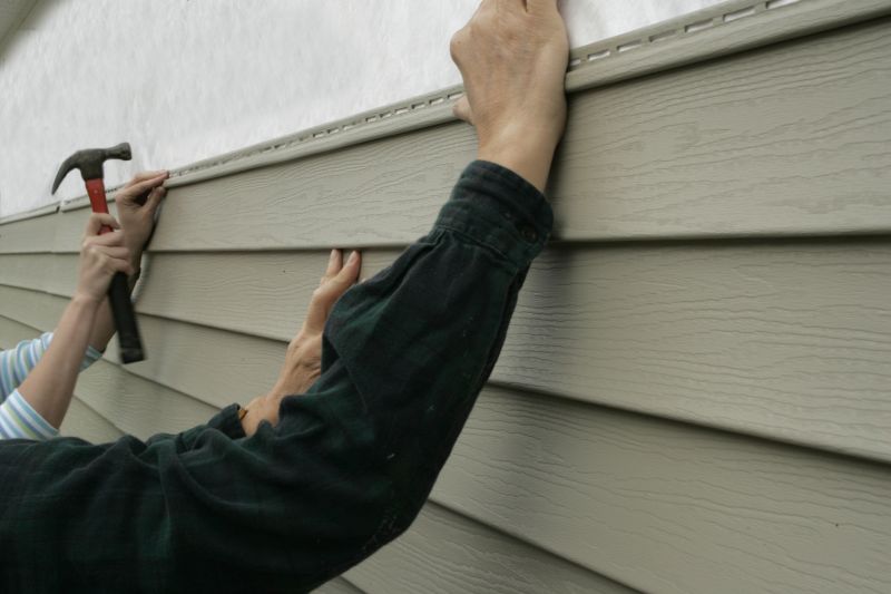 Vinyl Siding Repair - Professional Work